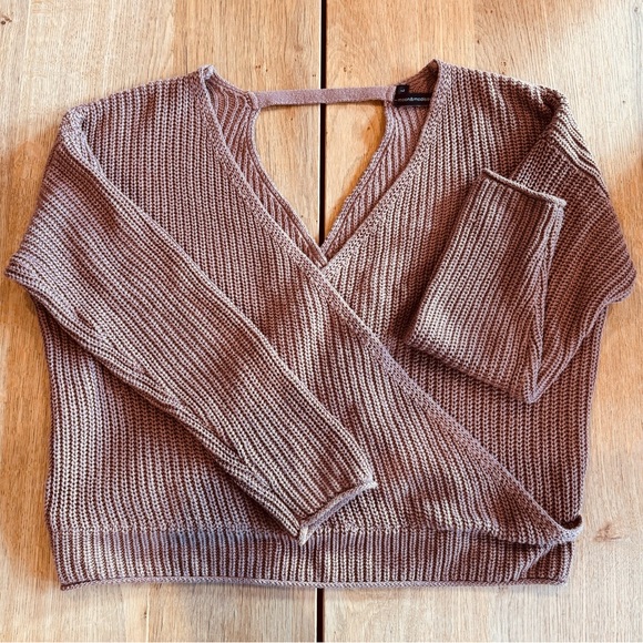 Blush Sweater, V Neck, Oversized, Slouchy, Cozy, Great for Spring. Size L - Picture 1 of 2